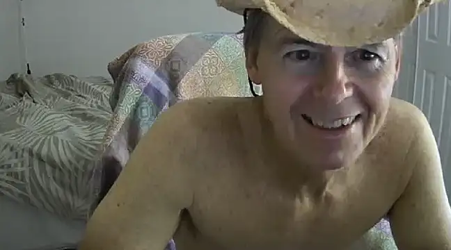 Snapshot of nakeedcowboi65 chatting on 01-28-25, 04:29 nakeedcowboi65 online show from 01-28-25, 04:29