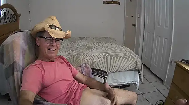 Snapshot of nakeedcowboi65 chatting on 02-03-25, 07:10 nakeedcowboi65 online show from 02-03-25, 07:10