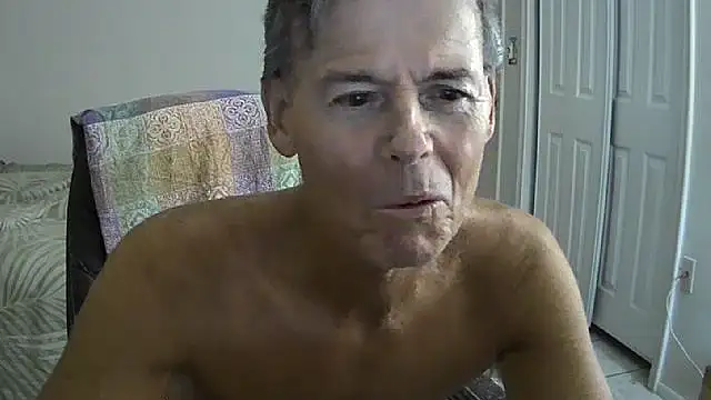 Snapshot of nakeedcowboi65 chatting on 10-12-25, 04:11 nakeedcowboi65 online show from 10-12-25, 04:11