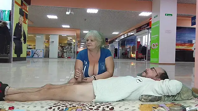 Snapshot of Siberia-Taiga chatting on 02-19-25, 07:59 Siberia-Taiga online show from 02-19-25, 07:59