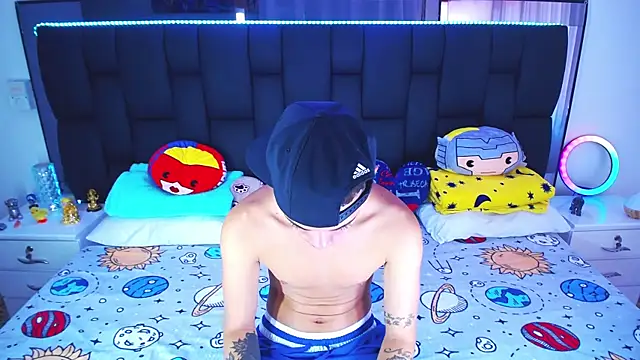 Snapshot of Nice_ButtX chatting on 03-04-25, 05:24 Nice ButtX online show from 03-04-25, 05:24