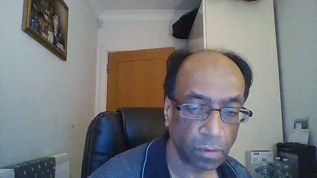 Snapshot of rauncher1 chatting on 12-02-24, 09:02 rauncher1 online show from 12-02-24, 09:02