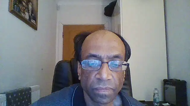 Snapshot of rauncher1 chatting on 01-13-25, 09:19 rauncher1 online show from 01-13-25, 09:19