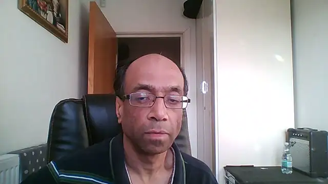 Snapshot of rauncher1 chatting on 01-14-25, 02:43 rauncher1 online show from 01-14-25, 02:43