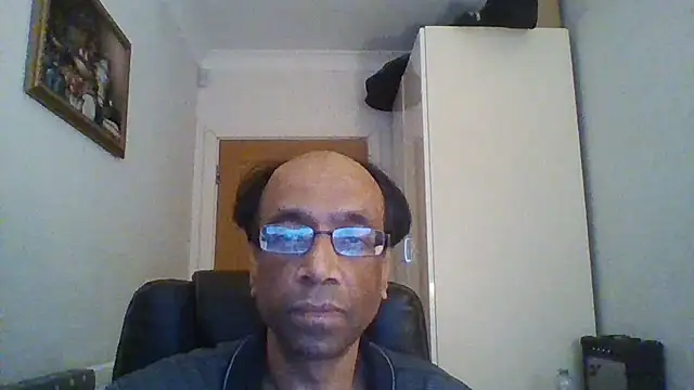 Snapshot of rauncher1 chatting on 01-20-25, 12:39 rauncher1 online show from 01-20-25, 12:39