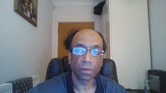 Snapshot of rauncher1 chatting on 01-27-25, 09:23 rauncher1 online show from 01-27-25, 09:23