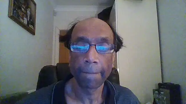 Snapshot of rauncher1 chatting on 02-18-25, 12:26 rauncher1 online show from 02-18-25, 12:26