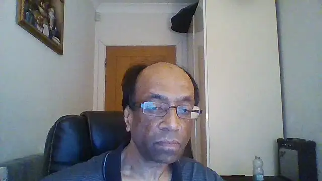 Snapshot of rauncher1 chatting on 02-25-25, 08:58 rauncher1 online show from 02-25-25, 08:58
