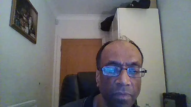 Snapshot of rauncher1 chatting on 03-09-25, 02:07 rauncher1 online show from 03-09-25, 02:07