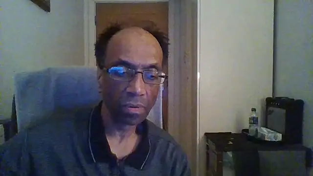 Snapshot of rauncher1 chatting on 09-29-25, 11:31 rauncher1 online show from 09-29-25, 11:31