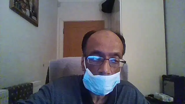 Snapshot of rauncher1 chatting on 10-30-25, 11:38 rauncher1 online show from 10-30-25, 11:38