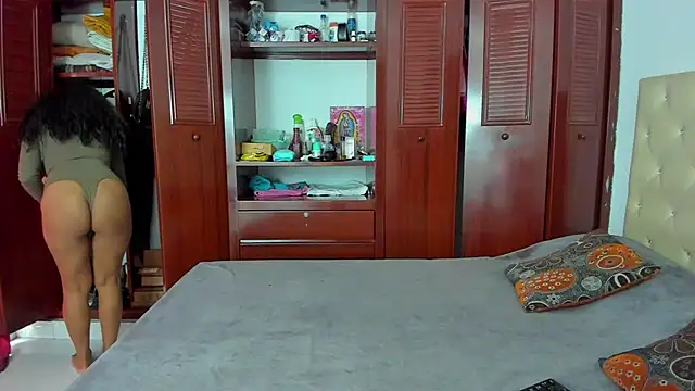 LUISSA  online show from 01-07-25, 02:19