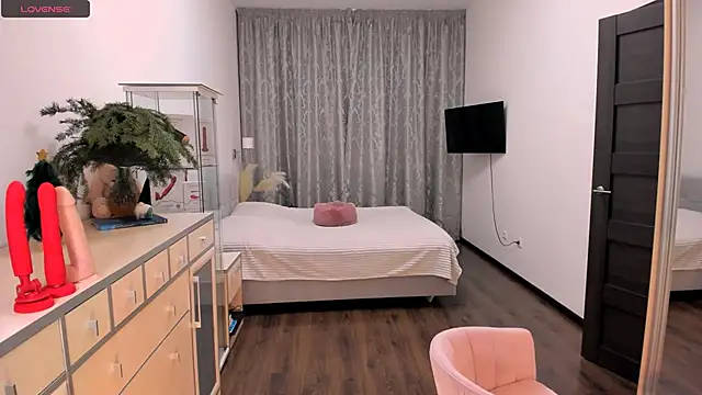 Bianca lala online show from 12-15-24, 01:00