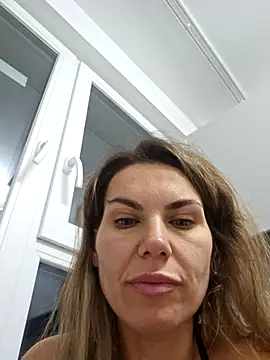 Snapshot of FeliciaKrige chatting on 01-05-26, 09:51 FeliciaKrige online show from 01-05-26, 09:51