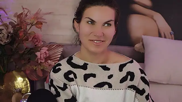 Snapshot of FeliciaKrige chatting on 01-31-26, 07:11 FeliciaKrige online show from 01-31-26, 07:11