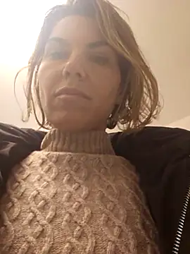 Snapshot of FeliciaKrige chatting on 02-09-26, 10:03 FeliciaKrige online show from 02-09-26, 10:03