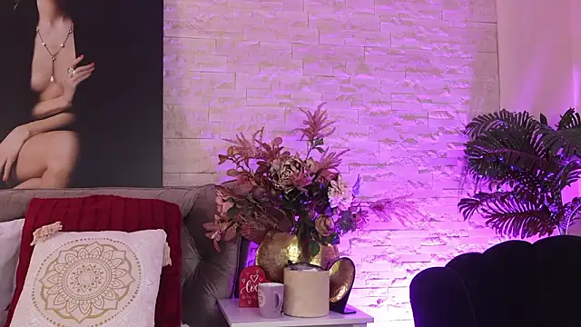 Snapshot of FeliciaKrige chatting on 02-18-26, 09:55 FeliciaKrige online show from 02-18-26, 09:55