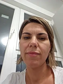 Snapshot of FeliciaKrige chatting on 02-27-26, 11:05 FeliciaKrige online show from 02-27-26, 11:05