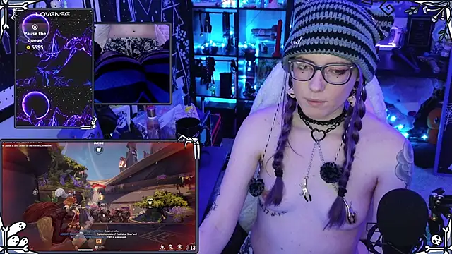 AnneSao online show from 01-10-25, 03:18