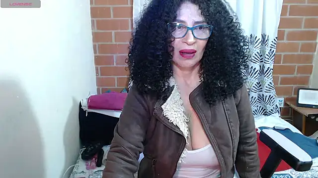 sophialxxx online show from 02-15-25, 01:31