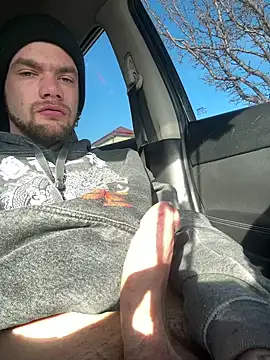 Snapshot of cumgitsumdic chatting on 01-29-25, 03:47 cumgitsumdic online show from 01-29-25, 03:47