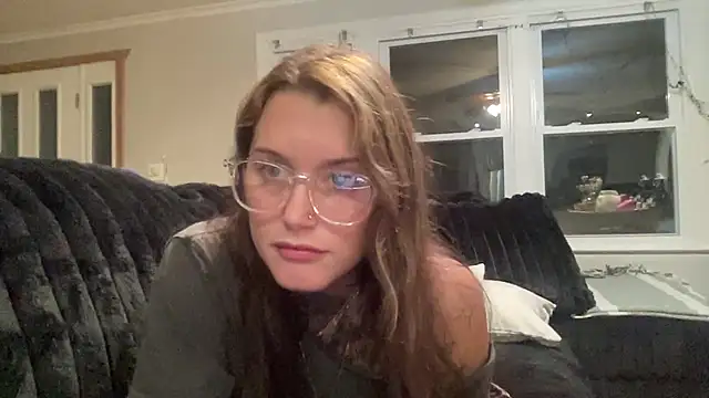 Snapshot of lexymarie chatting on 09-24-25, 12:47 lexymarie online show from 09-24-25, 12:47