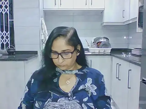 Snapshot of Indiankushy chatting on 07-09-26, 05:17 Indiankushy online show from 07-09-26, 05:17