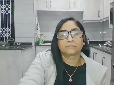 Snapshot of Indiankushy chatting on 07-11-26, 05:37 Indiankushy online show from 07-11-26, 05:37