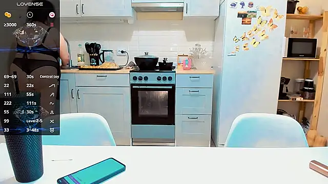 Nina Hopper online show from 01-27-25, 11:54