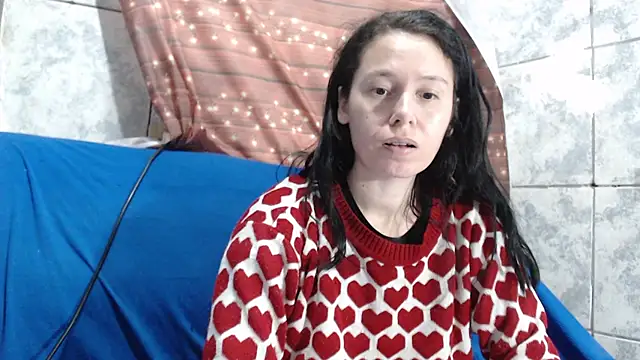 Snapshot of Venusluxodomme chatting on 10-11-25, 12:36 Venusluxodomme online show from 10-11-25, 12:36