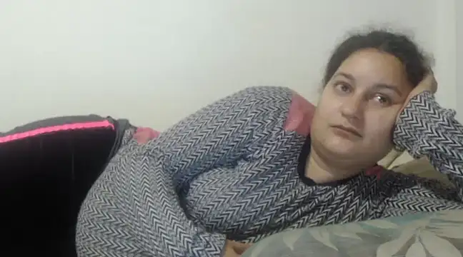 Snapshot of flowerlauren chatting on 01-23-25, 06:17 flowerlauren online show from 01-23-25, 06:17