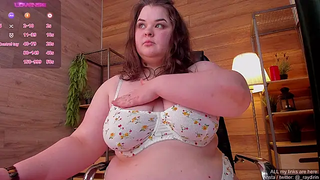 Snapshot of Raydirin chatting on 01-12-25, 04:18 Raydirin online show from 01-12-25, 04:18