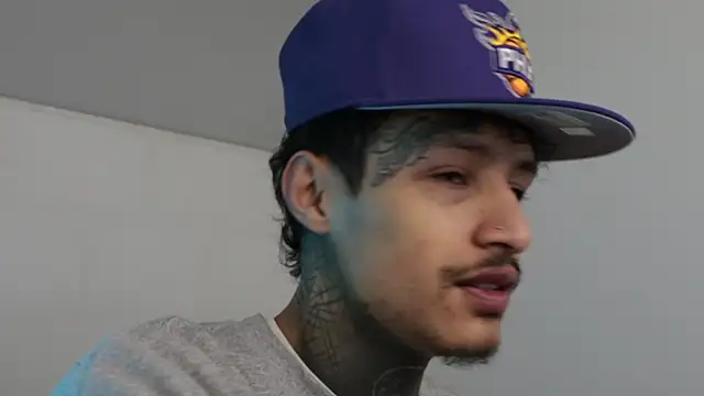 Snapshot of trieone chatting on 12-11-24, 10:47 trieone online show from 12-11-24, 10:47