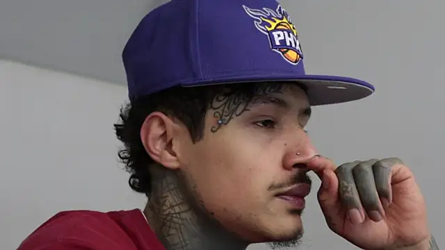 Snapshot of trieone chatting on 12-22-24, 02:28 trieone online show from 12-22-24, 02:28