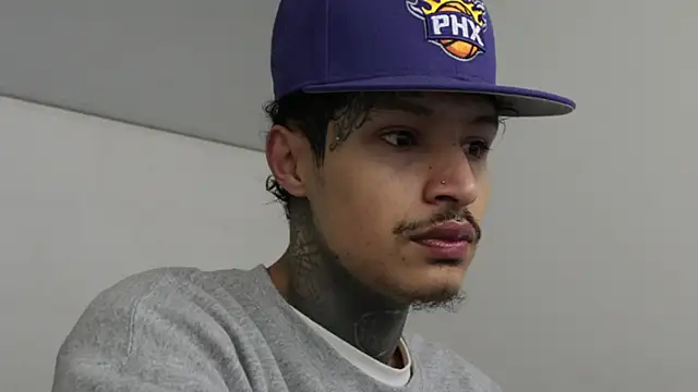 Snapshot of trieone chatting on 01-04-25, 10:05 trieone online show from 01-04-25, 10:05