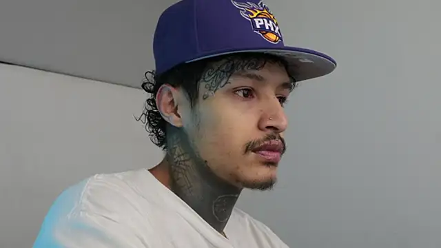 Snapshot of trieone chatting on 02-28-25, 04:21 trieone online show from 02-28-25, 04:21