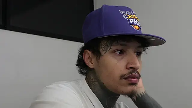 Snapshot of trieone chatting on 03-23-25, 02:37 trieone online show from 03-23-25, 02:37