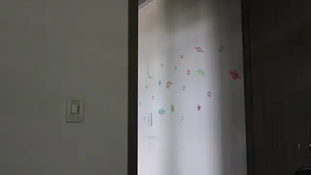 Snapshot of trieone chatting on 09-25-25, 05:49 trieone online show from 09-25-25, 05:49