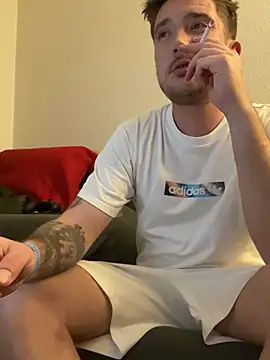 Snapshot of TwopartCuisine chatting on 02-28-25, 03:26 TwopartCuisine online show from 02-28-25, 03:26