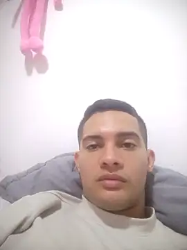 Snapshot of Alex00- chatting on 02-26-26, 12:53 Alex00- online show from 02-26-26, 12:53