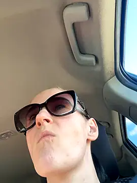 lolabunny9 online show from 11-23-25, 07:02