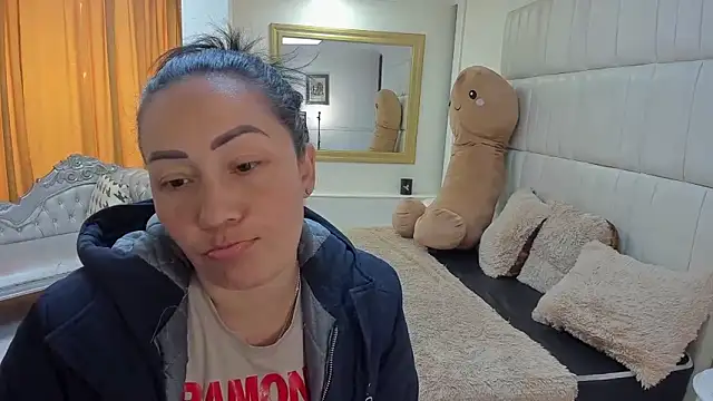 gaby trent online show from 02-04-26, 02:01