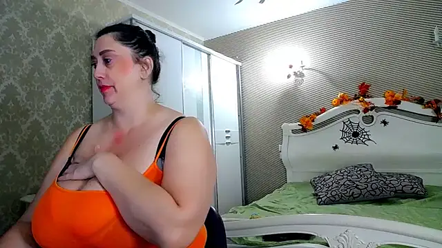 Evelyn Shy online show from 11-05-25, 11:54