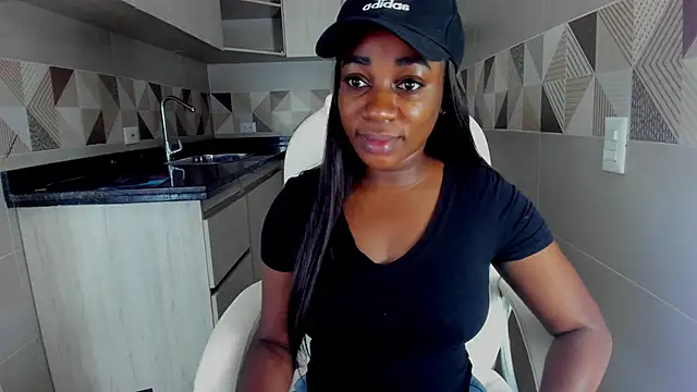 Snapshot of cristaaalclocks1 chatting on 01-27-25, 01:09 cristaaalclocks1 online show from 01-27-25, 01:09