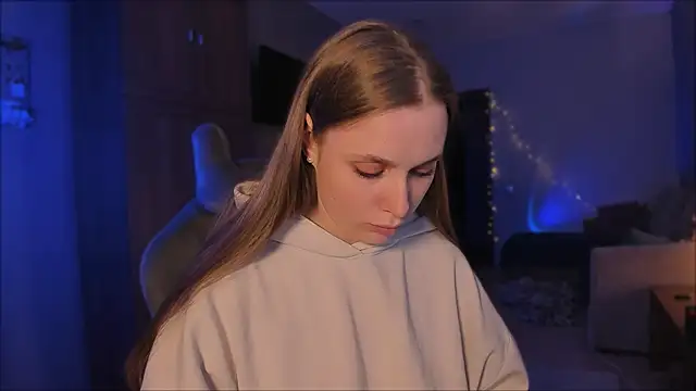 Snapshot of Rachel_Ro chatting on 01-24-25, 03:02 Rachel Ro online show from 01-24-25, 03:02