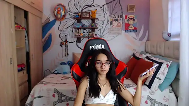 Snapshot of LinzyBaner chatting on 10-07-25, 10:07 LinzyBaner online show from 10-07-25, 10:07