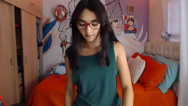 Snapshot of LinzyBaner chatting on 11-01-25, 10:12 LinzyBaner online show from 11-01-25, 10:12