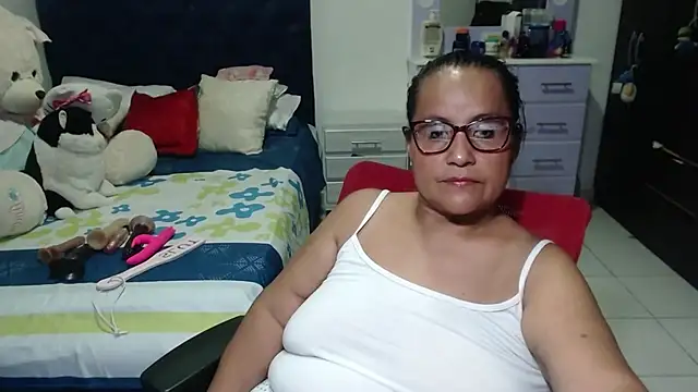 pervert mommy  online show from 11-27-25, 10:50