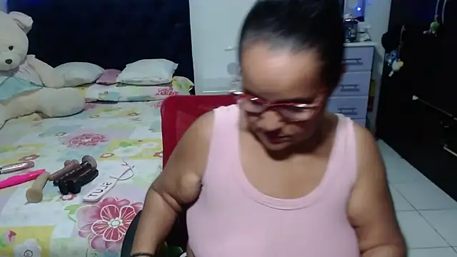 pervert mommy  online show from 02-05-26, 10:09