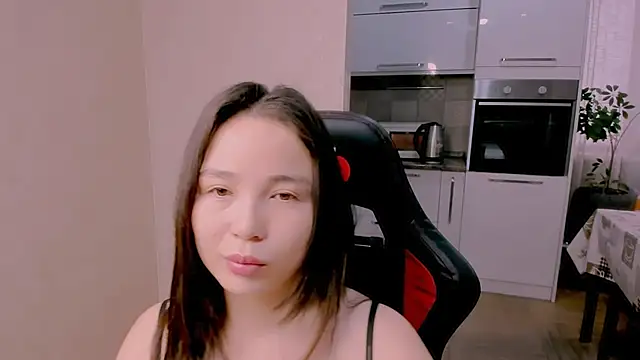 AyaMoon online show from 12-17-25, 04:51